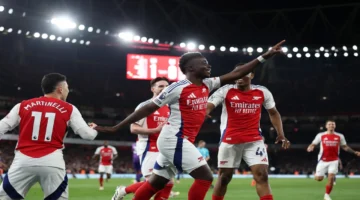 موعد المباراة.. تفاصيل بث لقاء آرسنال وسندرلاند والقناة المخصصة للنقل المباشر